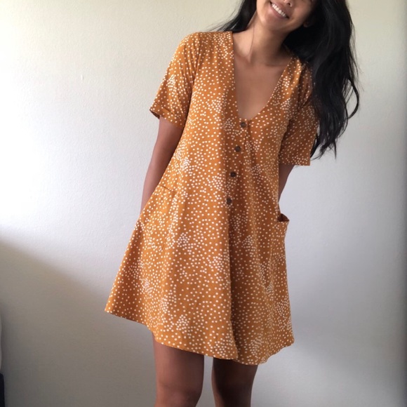 Missguided Dresses & Skirts - Missguided yellow polka dot dress